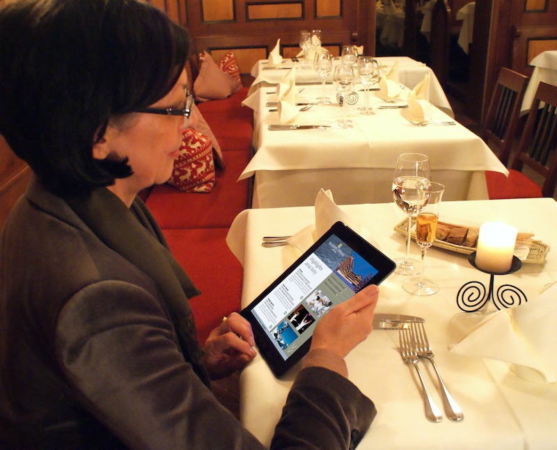Die Digitale Speise- und Weinkarte macht im Restaurant bereits Auswahl und Bestellung zum Genuss.