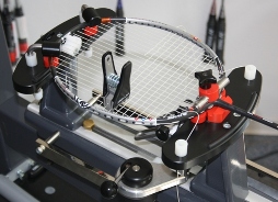 Besaitungsmaschine Badminton Service Binnemann (C)