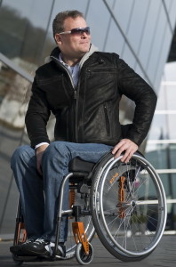 Rollstuhl Easy Life R von Sunrise Medical