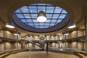 Atrium im Passivhaus Verwaltungsgebeaude von Wagner Solar. www.wagner-solar.com Fotograf: Michael Neuhaus Atrium im Passivhaus Verwaltungsgebeaude von Wagner Solar. www.wagner-solar.com Fotograf: Michael Neuhaus