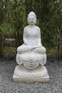2) Siddharta Gautama aus Marmorstein 