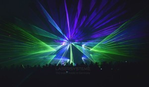 Lasershow von LPS-Lasersysteme auf dem Pfingstmarktfest 2015 in Angelbachtal