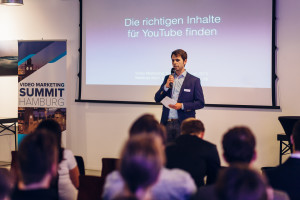 Moderator Christoph Gaschler (CEO bei Videobeat) führte durch den Abend.