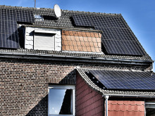 Mit einer PV-Anlage auf dem Dach kann der Sonnenstrom kostenlos getankt werden.
© Holger Bernert