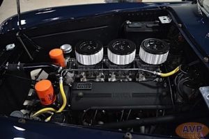 ferrari_oldtimer_blau_motor