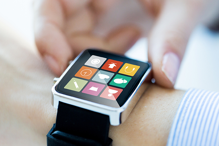 Wearable Electronics Market